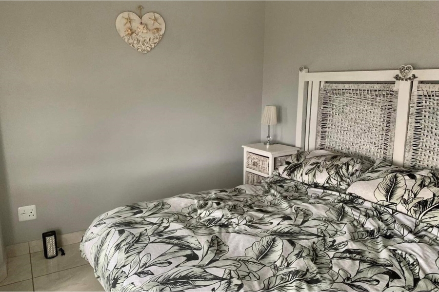 To Let 2 Bedroom Property for Rent in Dana Bay Western Cape